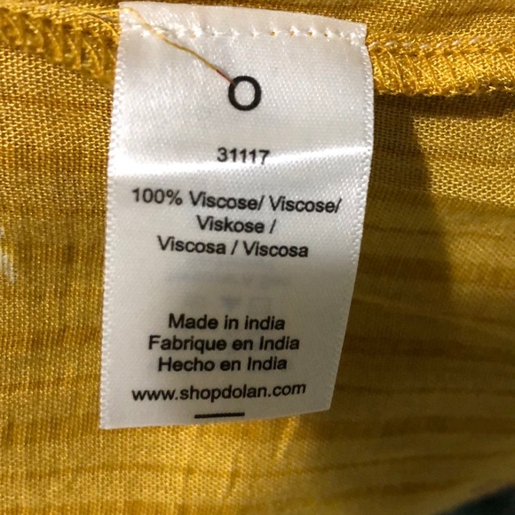 ACOS & A color gold size medium women’s top - Picture 11 of 11